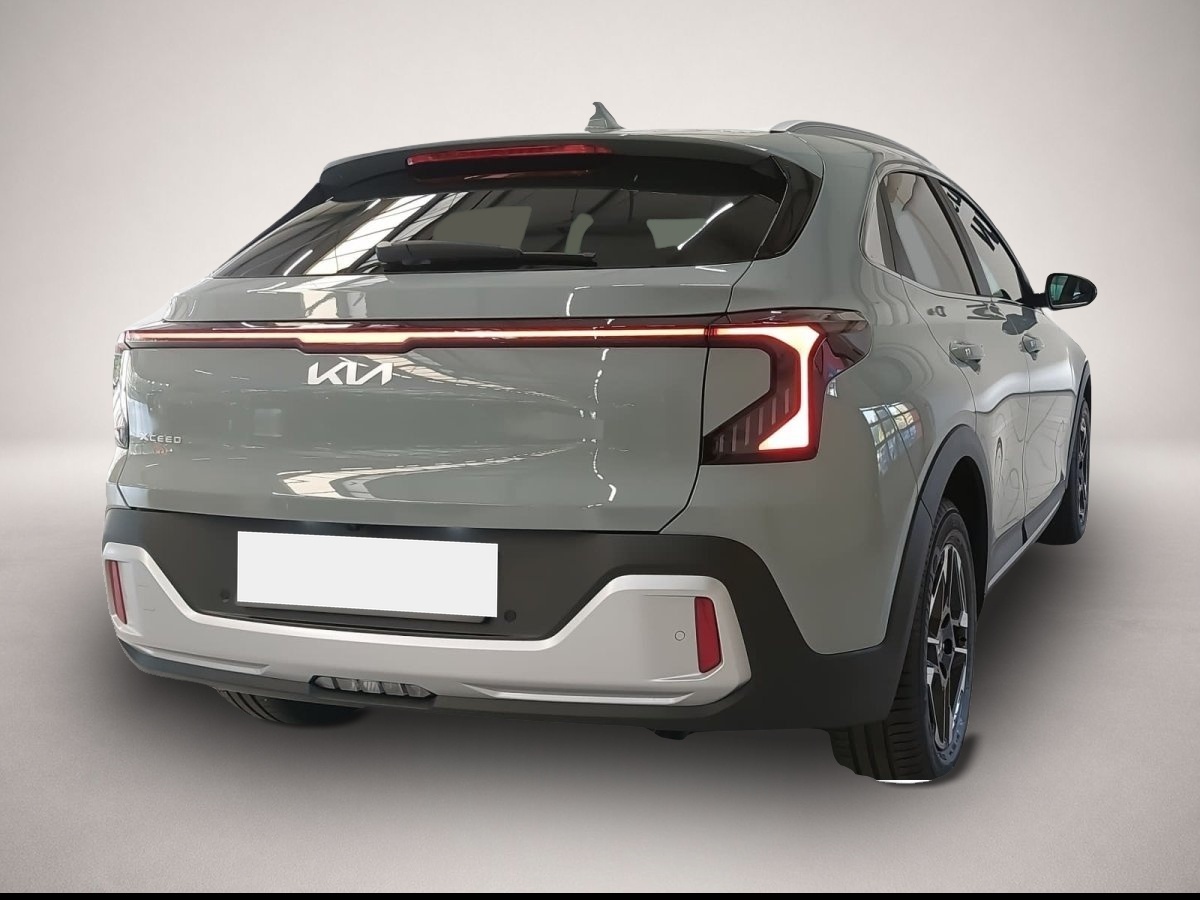 Kia XCeed, image 2 of 4