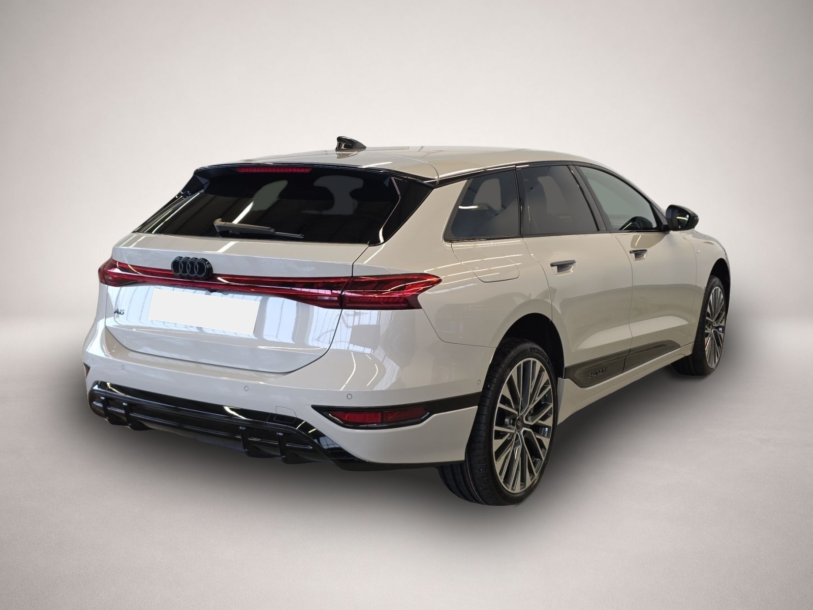 Audi e-tron (02/2026, ELECTRIC)