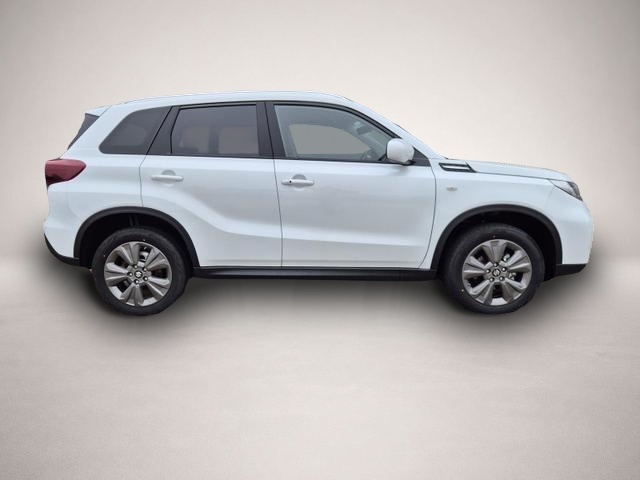 Suzuki Vitara (03/2026, Benzin)