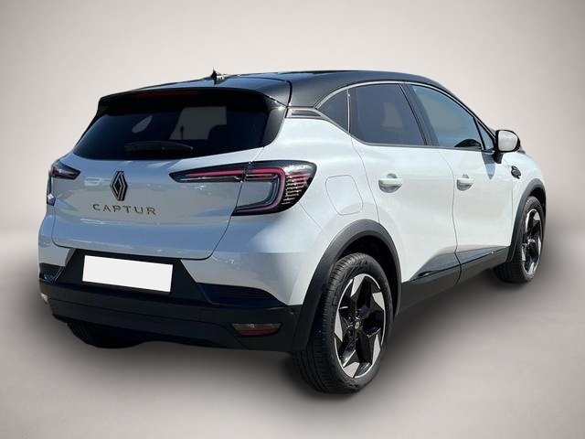 Renault Captur (10/2025, Benzin)