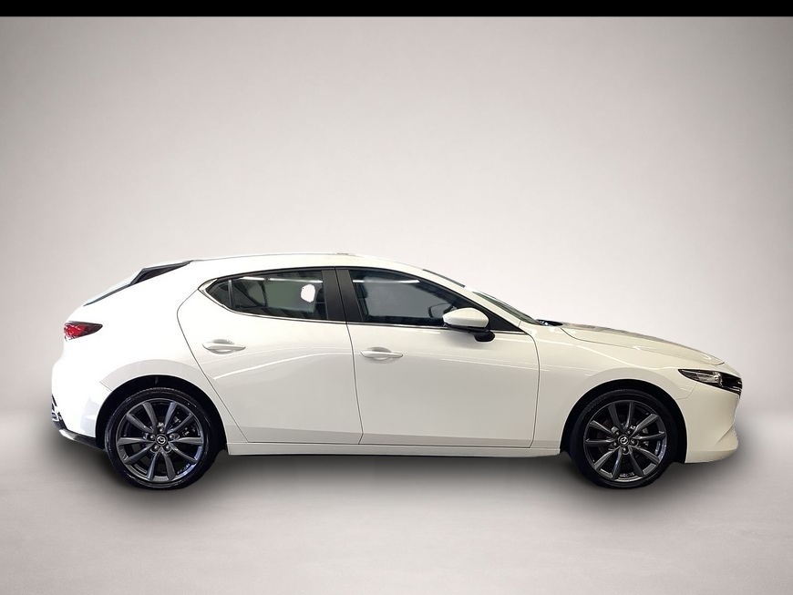 Mazda 3 (08/2023, Benzin)