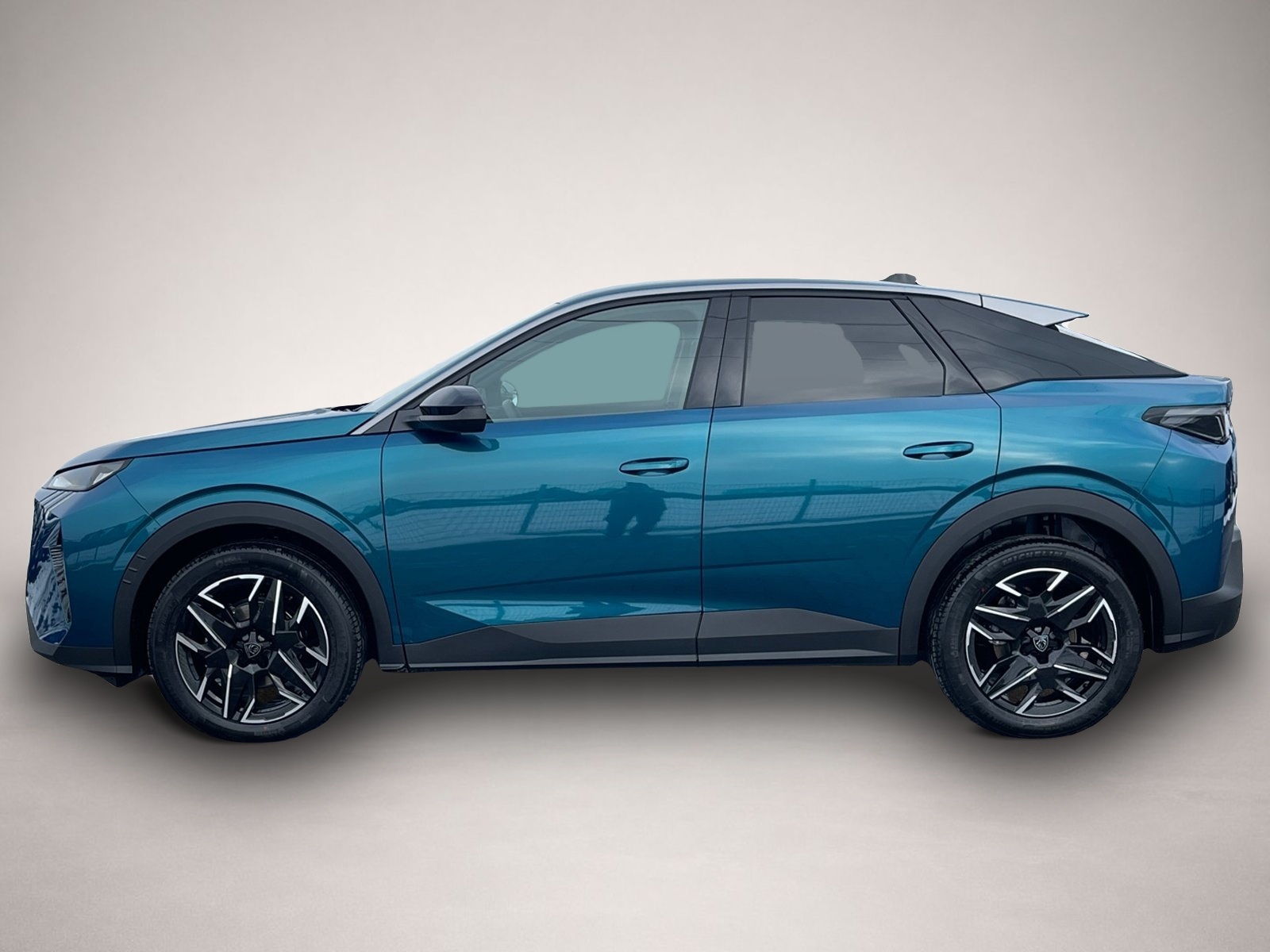 Peugeot 3008 (10/2025, Benzin)