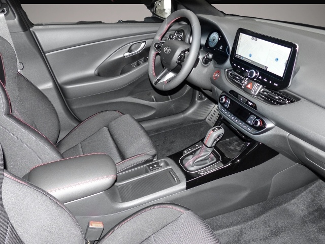 Hyundai i30 (05/2026, Benzin)