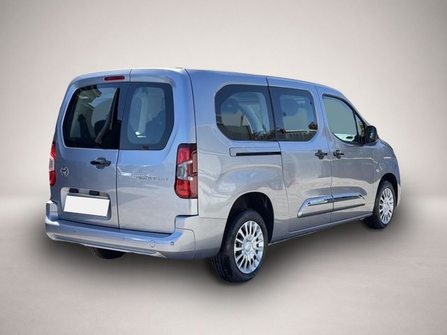 Toyota Proace City (08/2026, Benzin)