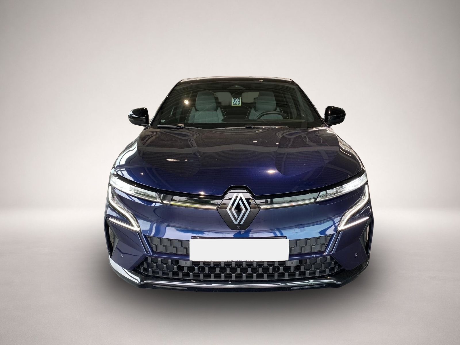Renault Megane E-TECH (08/2023, ELECTRIC)