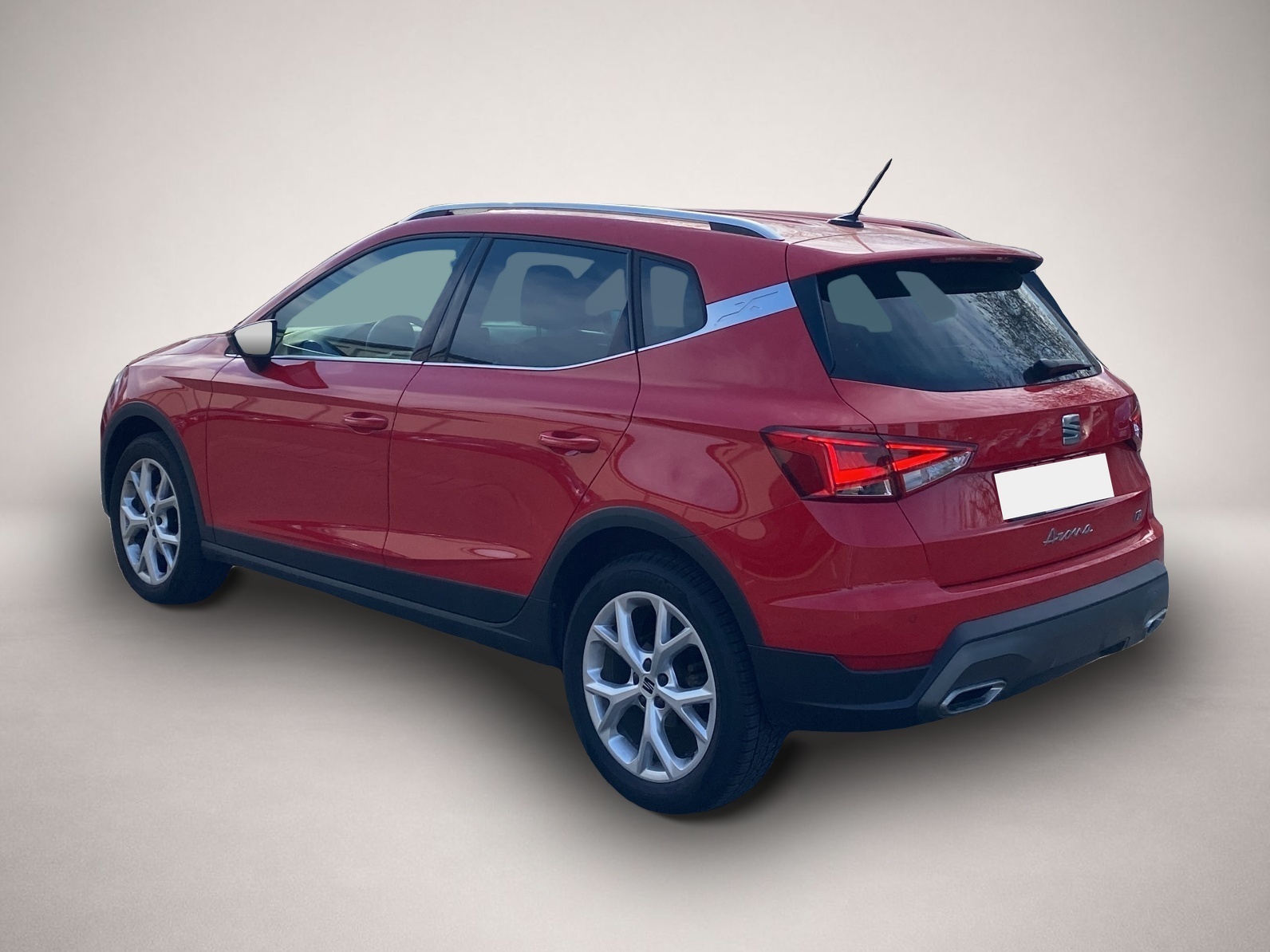 Seat Arona (04/2024, Benzin)