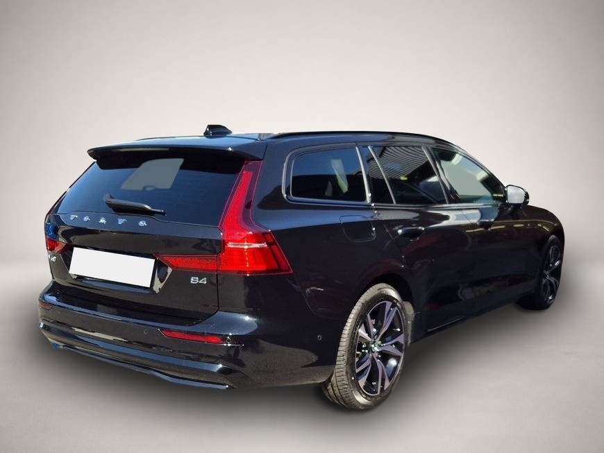 Volvo V60 (10/2025, Benzin)