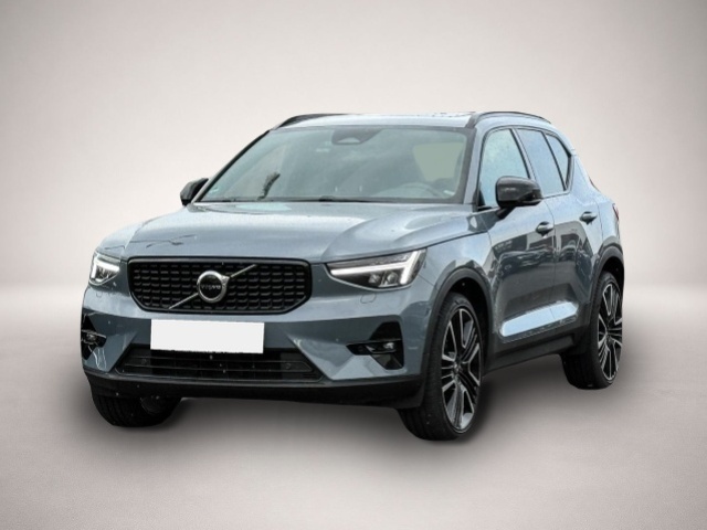 Volvo XC40 (12/2023, Benzin)