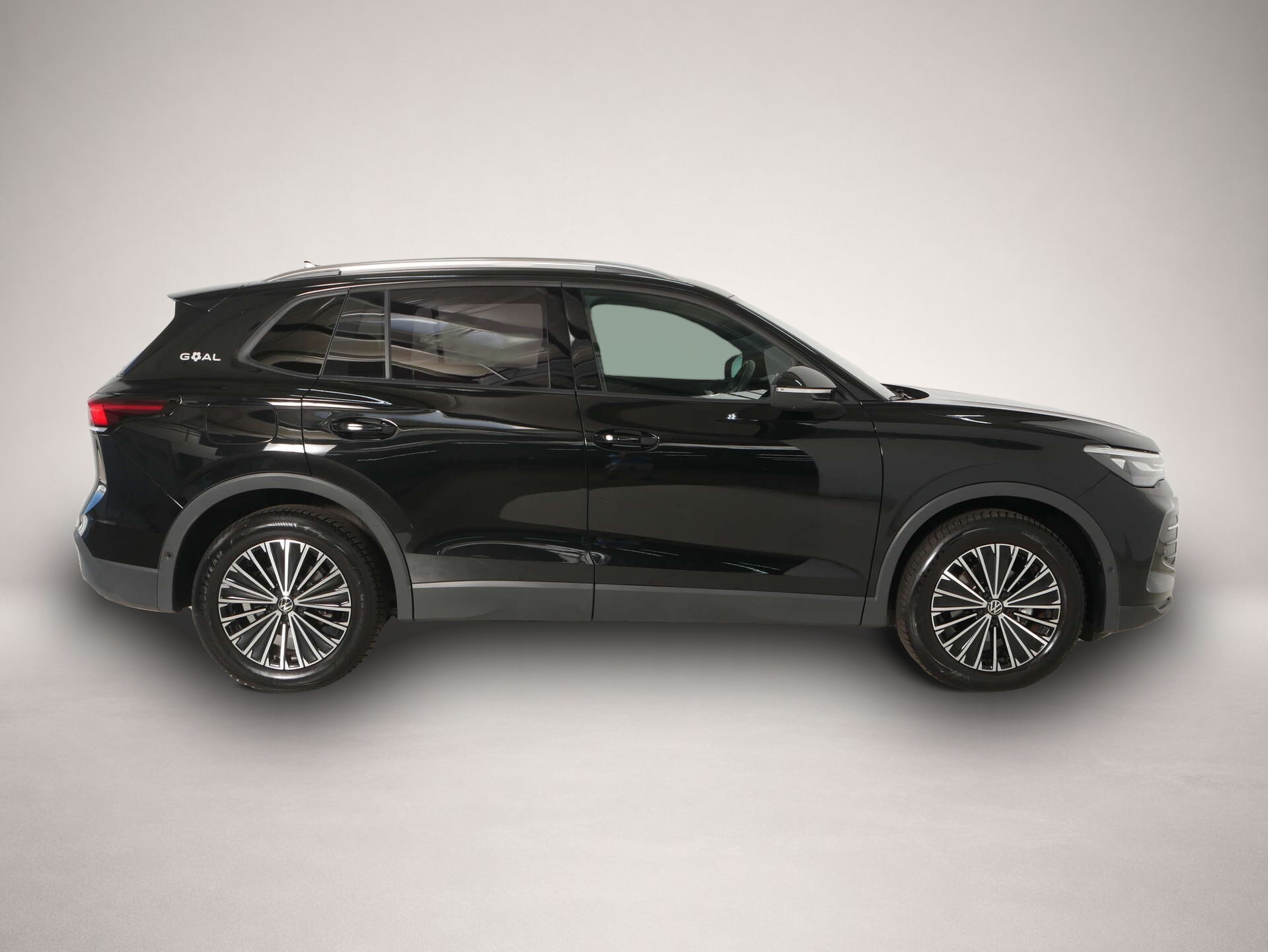 Volkswagen Tiguan (12/2025, Benzin)
