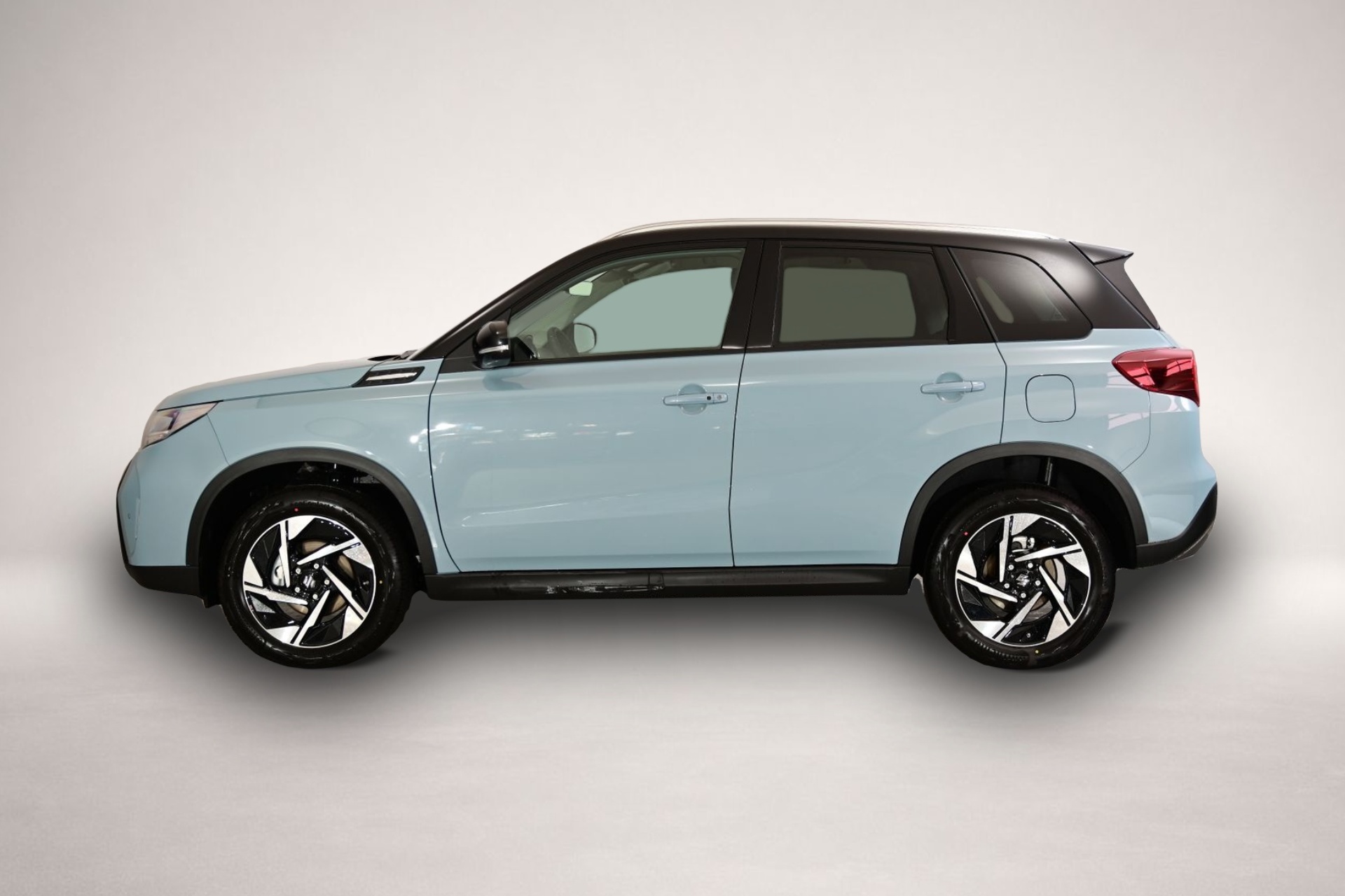 Suzuki Vitara (02/2026, Benzin)