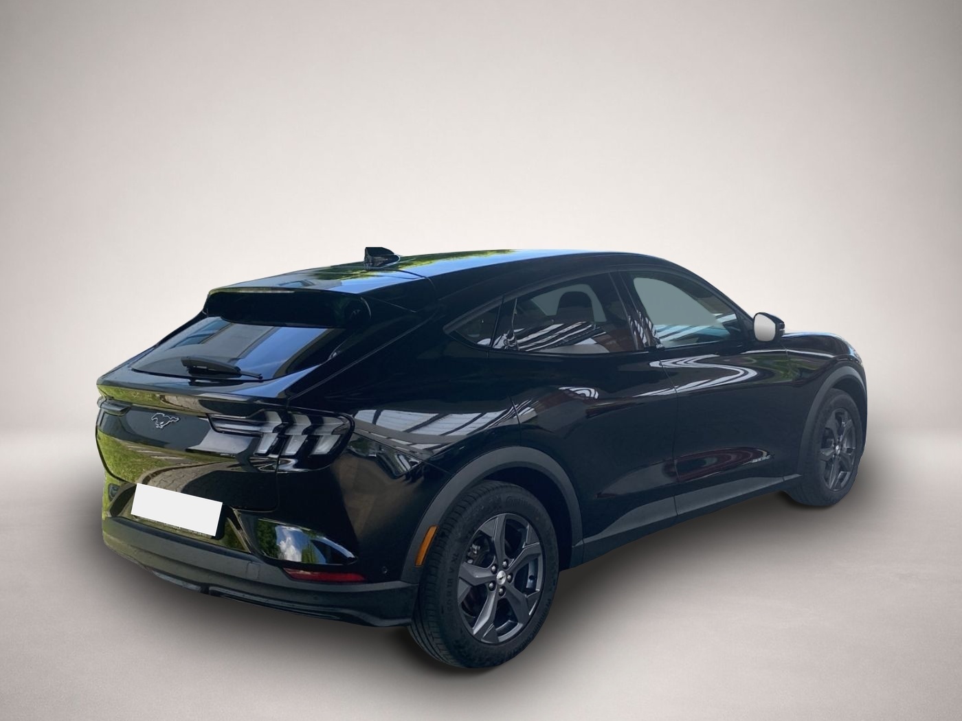 Ford Mustang Mach-E (01/2022, ELECTRIC)