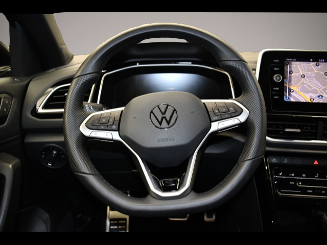 Volkswagen T-Roc (10/2025, )