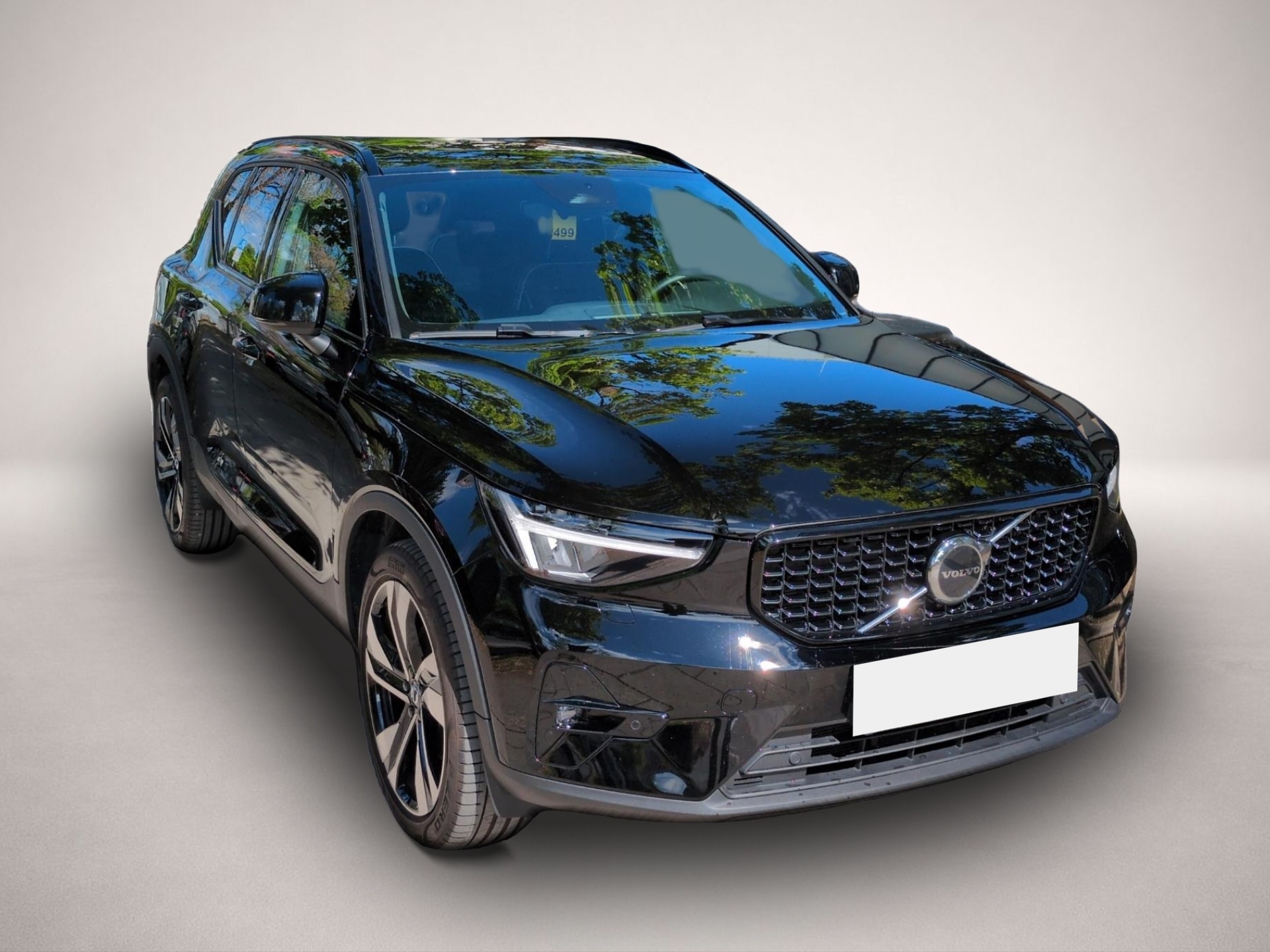 Volvo XC40 (04/2023, Benzin)