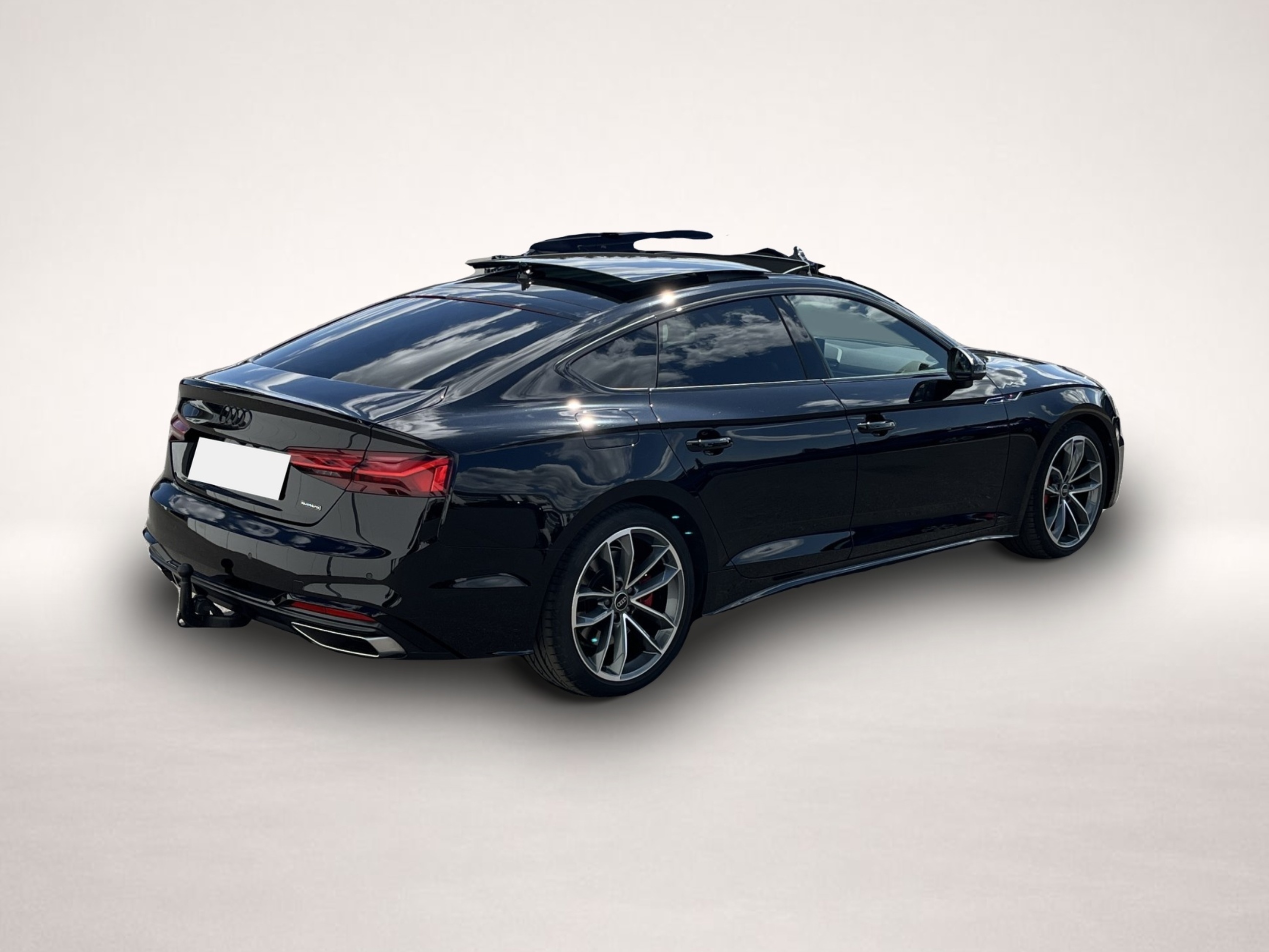 Audi A5 (05/2023, Benzin)