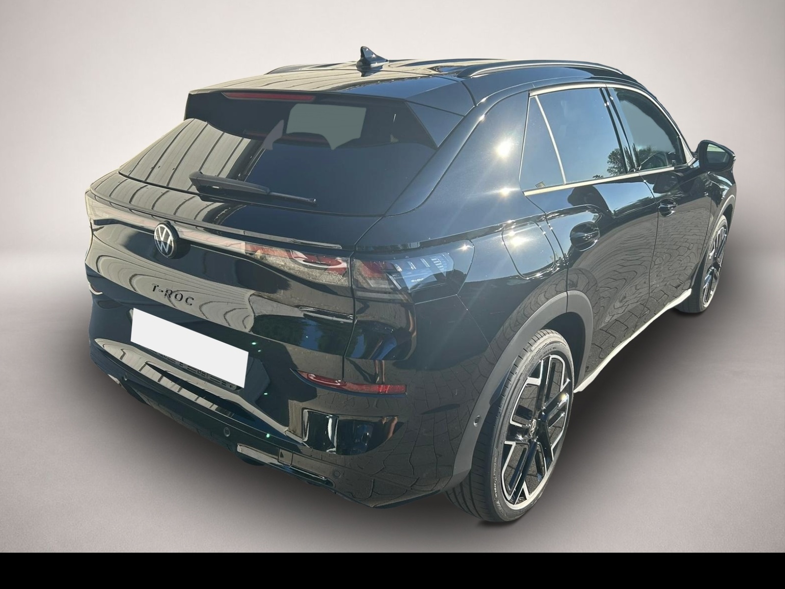 Volkswagen T-Roc (08/2026, Benzin)