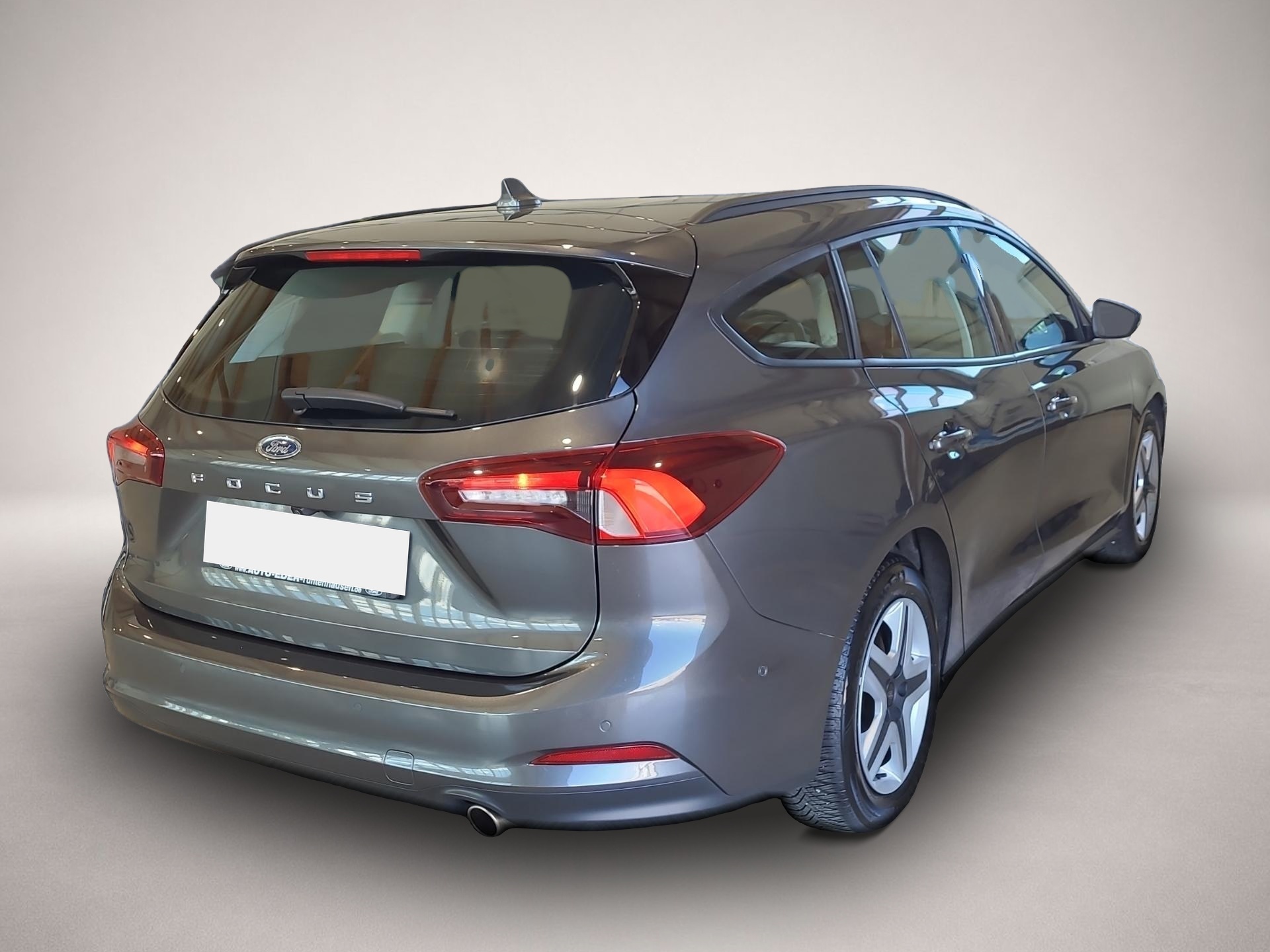 Ford Focus (04/2022, Benzin)