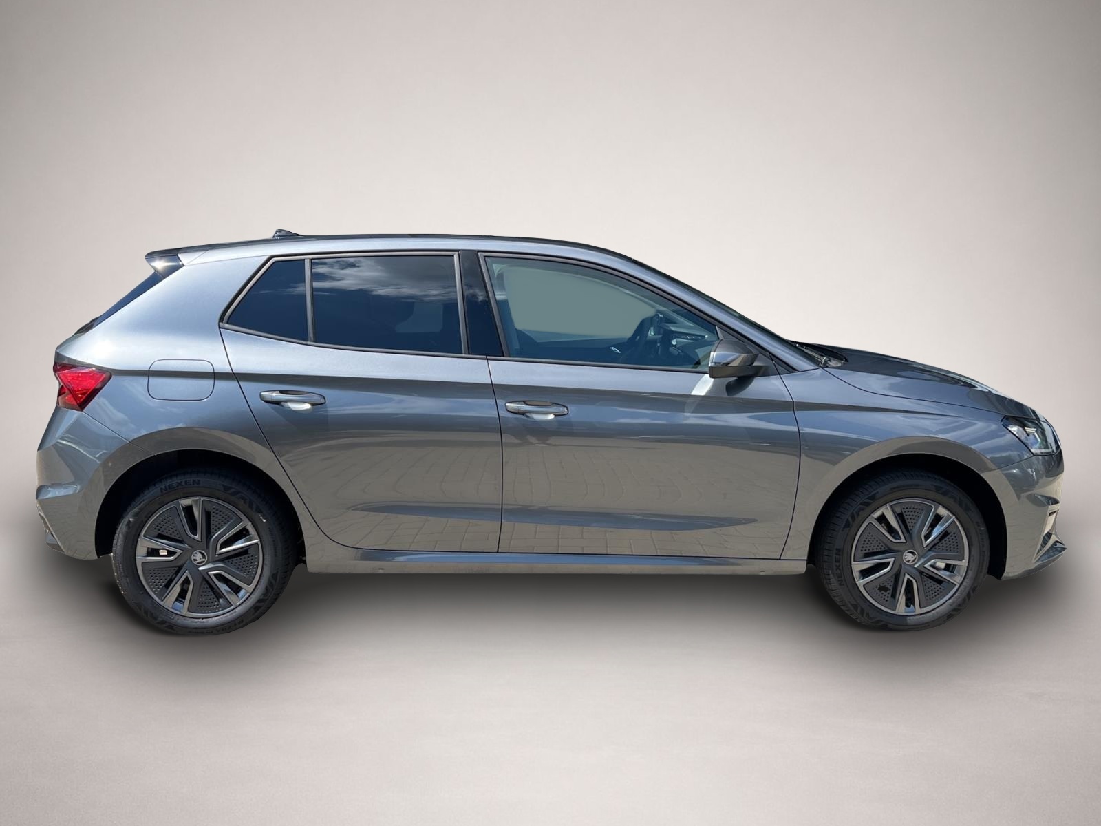Skoda Fabia, image 6 of 8