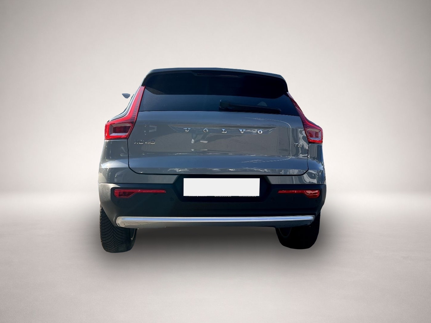 Volvo XC40 (12/2023, Benzin)
