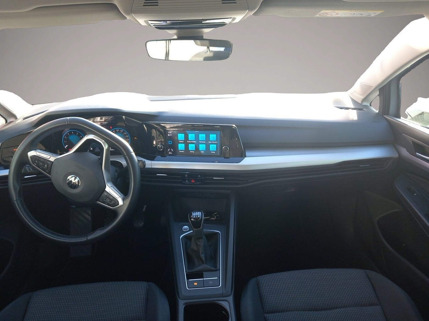 Volkswagen Golf (09/2021, Benzin)