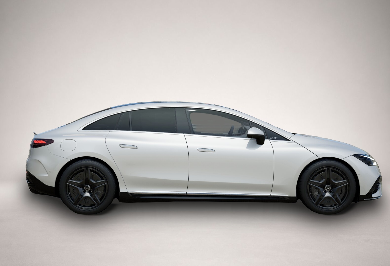 Mercedes-Benz EQE (03/2025, ELECTRIC)