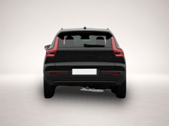 Volvo XC40 (05/2026, Benzin)