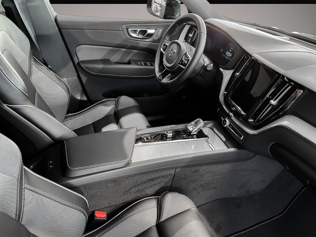 Volvo XC60 (02/2025, Hybrid (Benzin/Elektro))