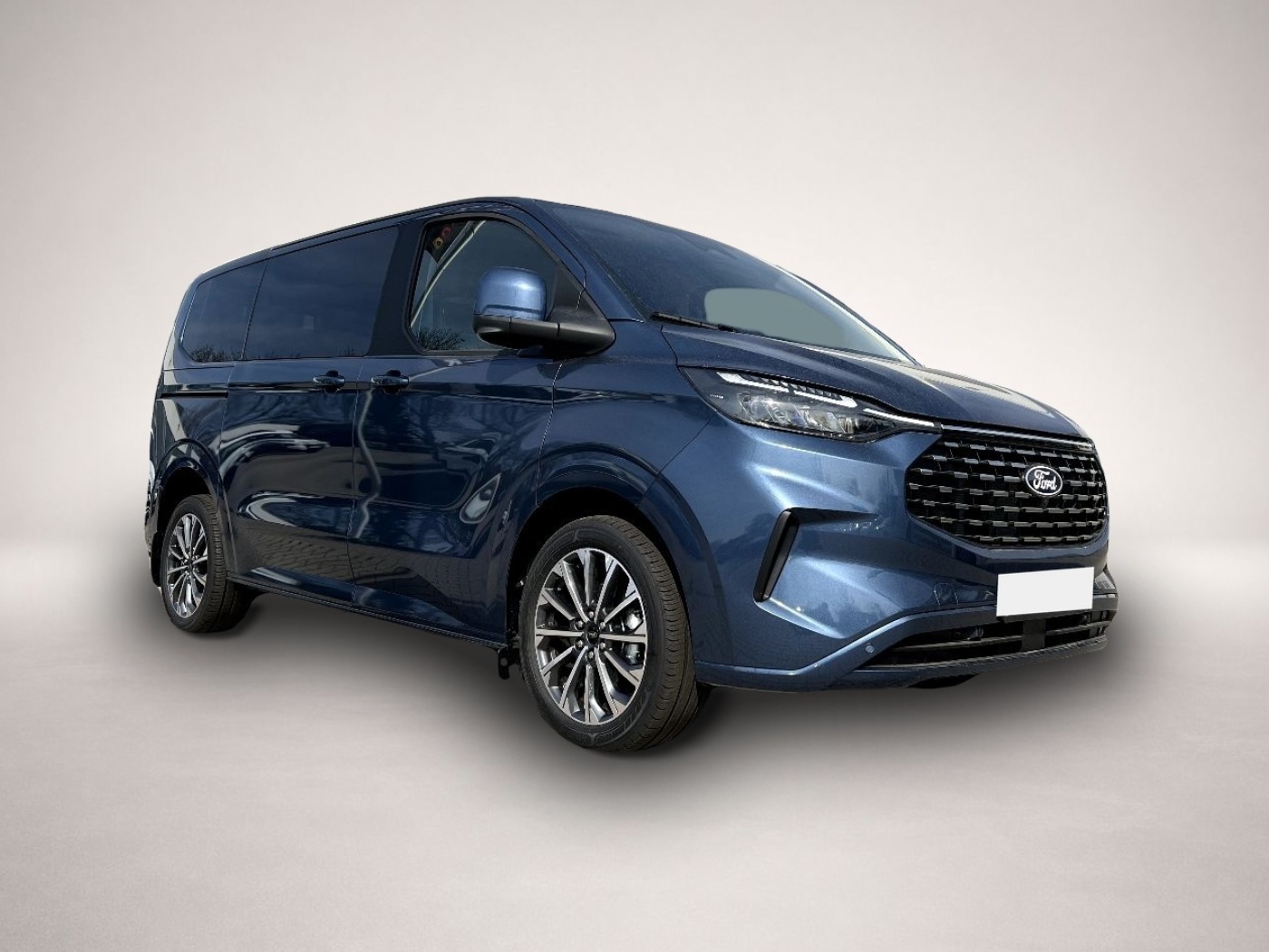 Ford Tourneo Custom (10/2025, Diesel)