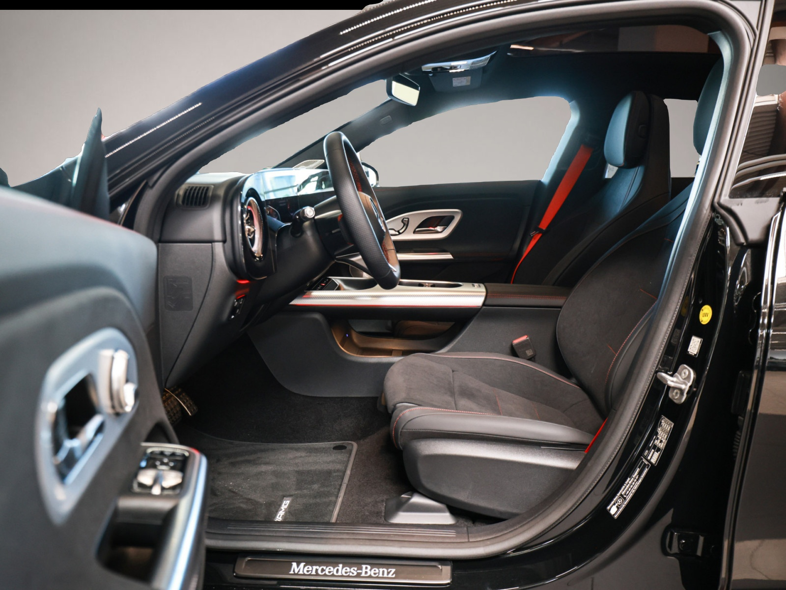 Mercedes-Benz CLA 350 (04/2026, ELECTRIC)