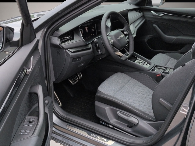Skoda Octavia (06/2026, Benzin)