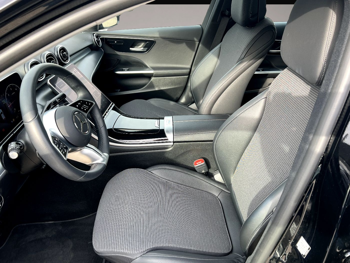 Mercedes-Benz C 200 (12/2023, Diesel)