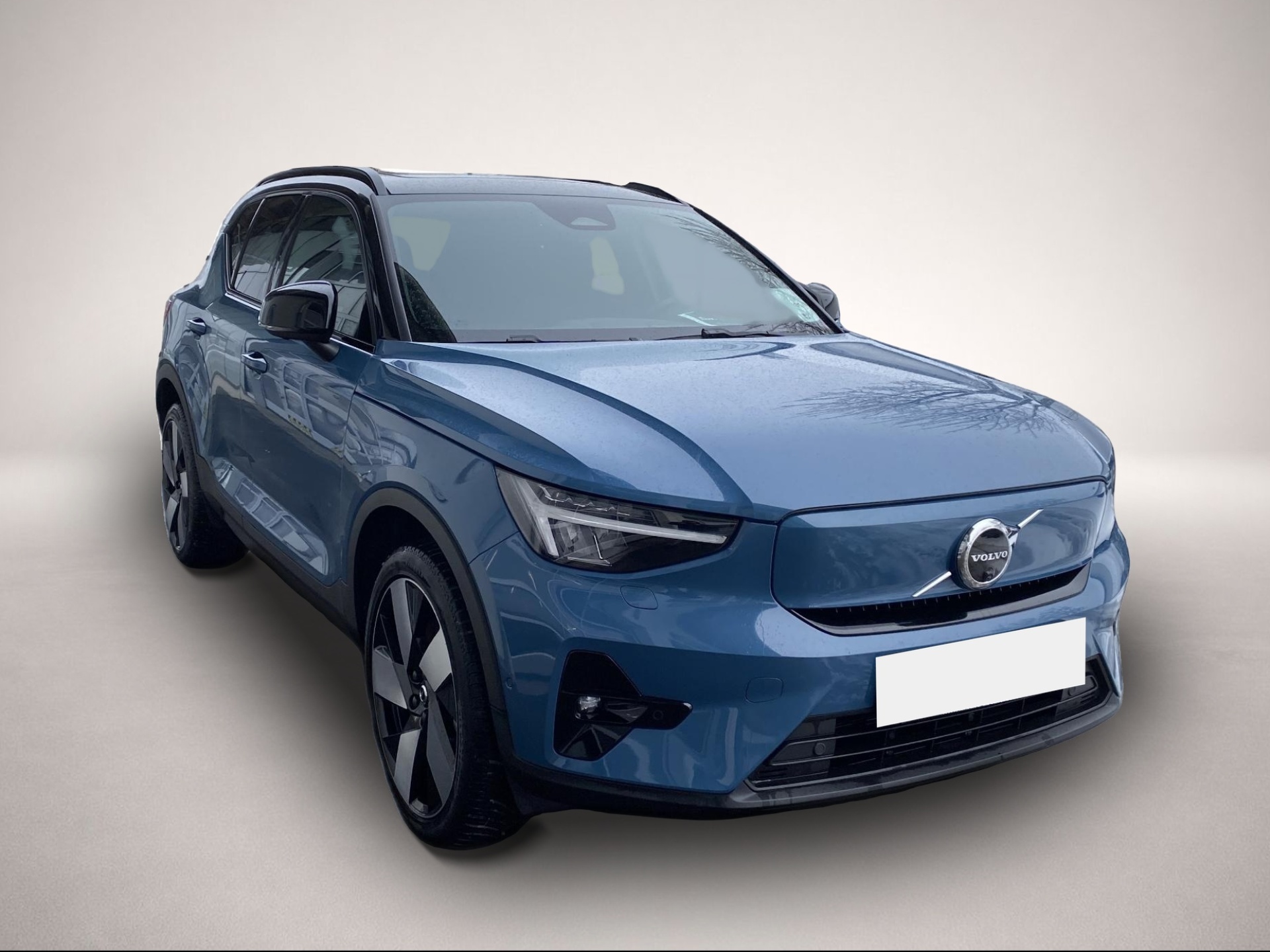 Volvo XC40 (11/2022, ELECTRIC)