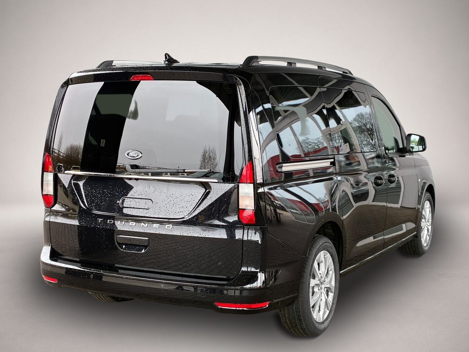 Ford Tourneo Connect (02/2026, Benzin)