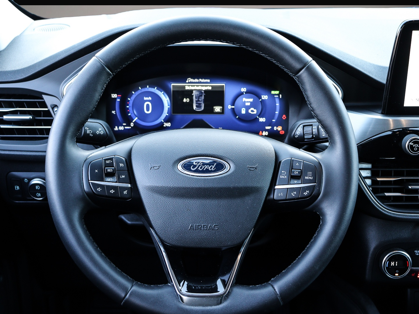 Ford Kuga (12/2022, Hybrid (Benzin/Elektro))