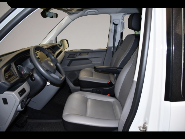 Volkswagen T6 Caravelle (09/2022, Diesel)