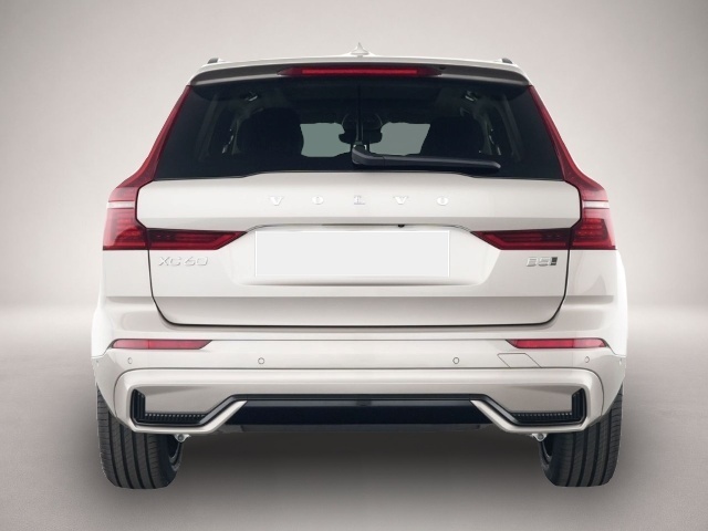 Volvo XC60 (07/2025, Benzin)