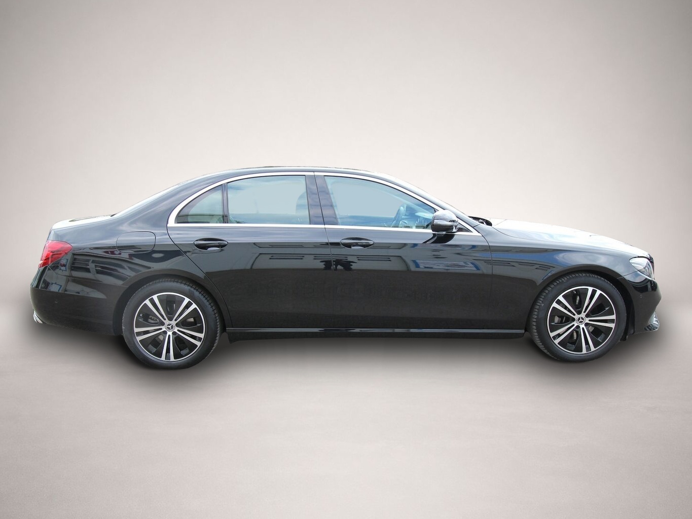 Mercedes-Benz E 220 (05/2020, Diesel)