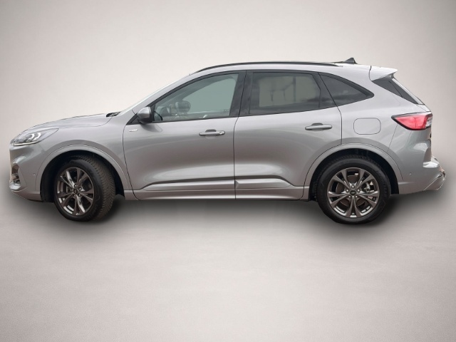 Ford Kuga (10/2023, Benzin)