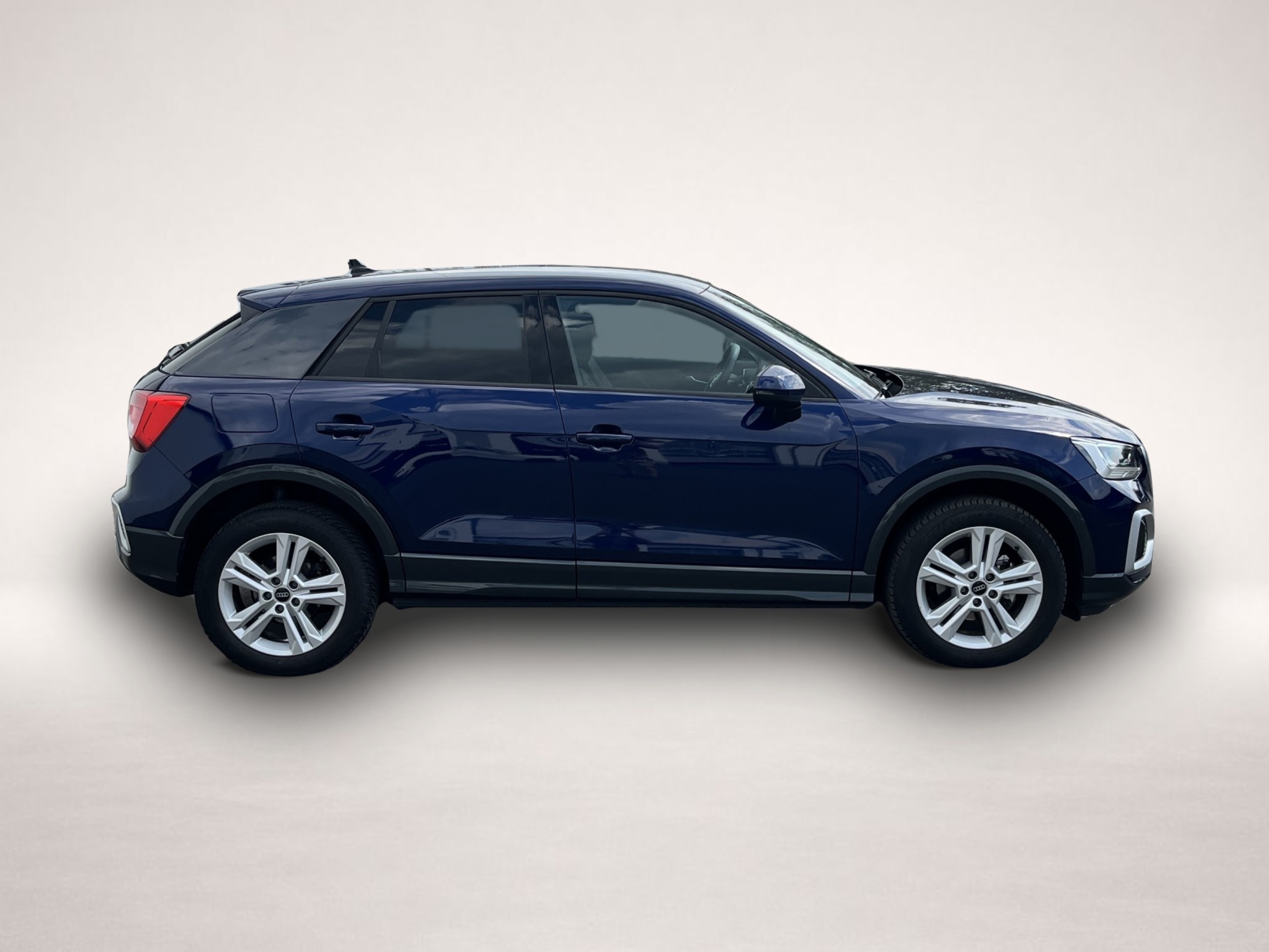 Audi Q2 (05/2024, Benzin)