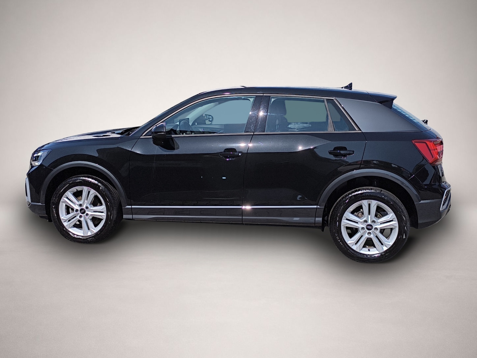 Audi Q2, image 4 of 7