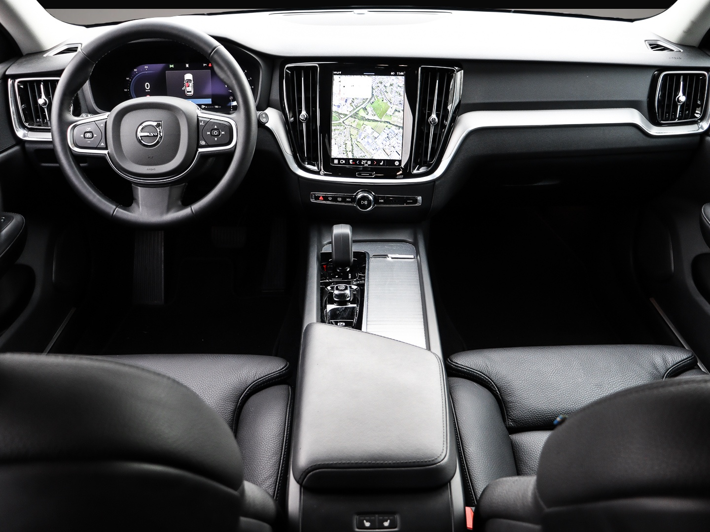Volvo V60 (06/2024, Benzin)