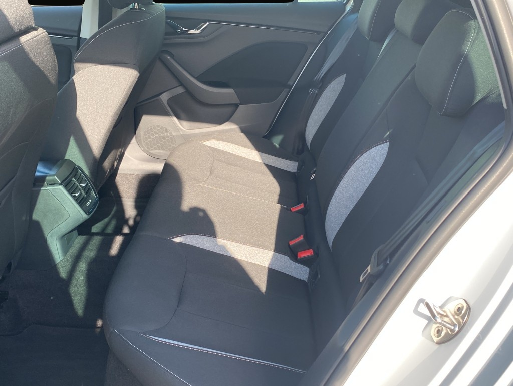 Skoda Scala (06/2025, Benzin)