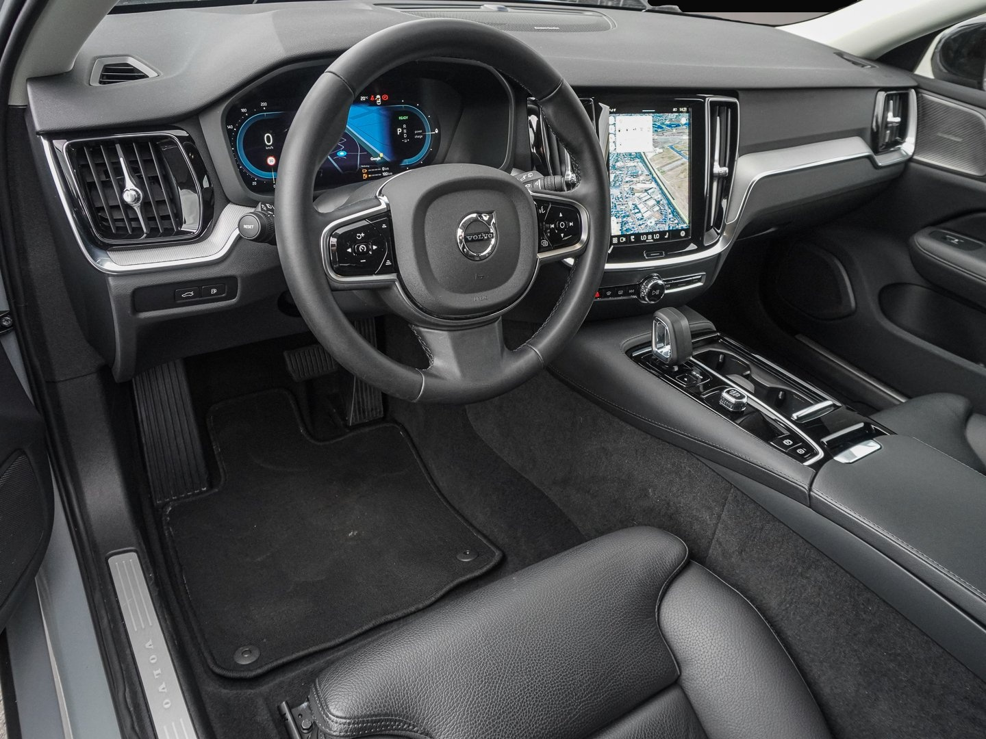 Volvo V60 (06/2024, )