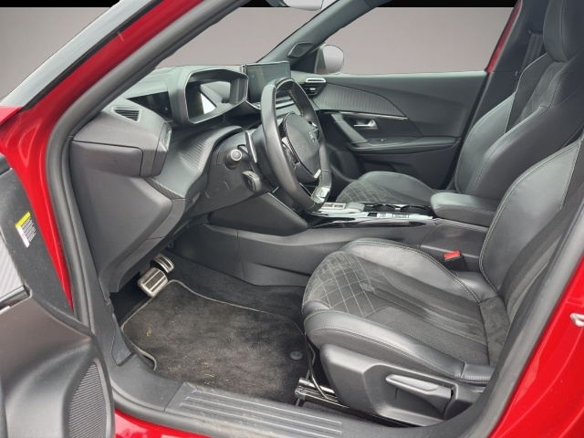 Peugeot 2008 (06/2022, Diesel)
