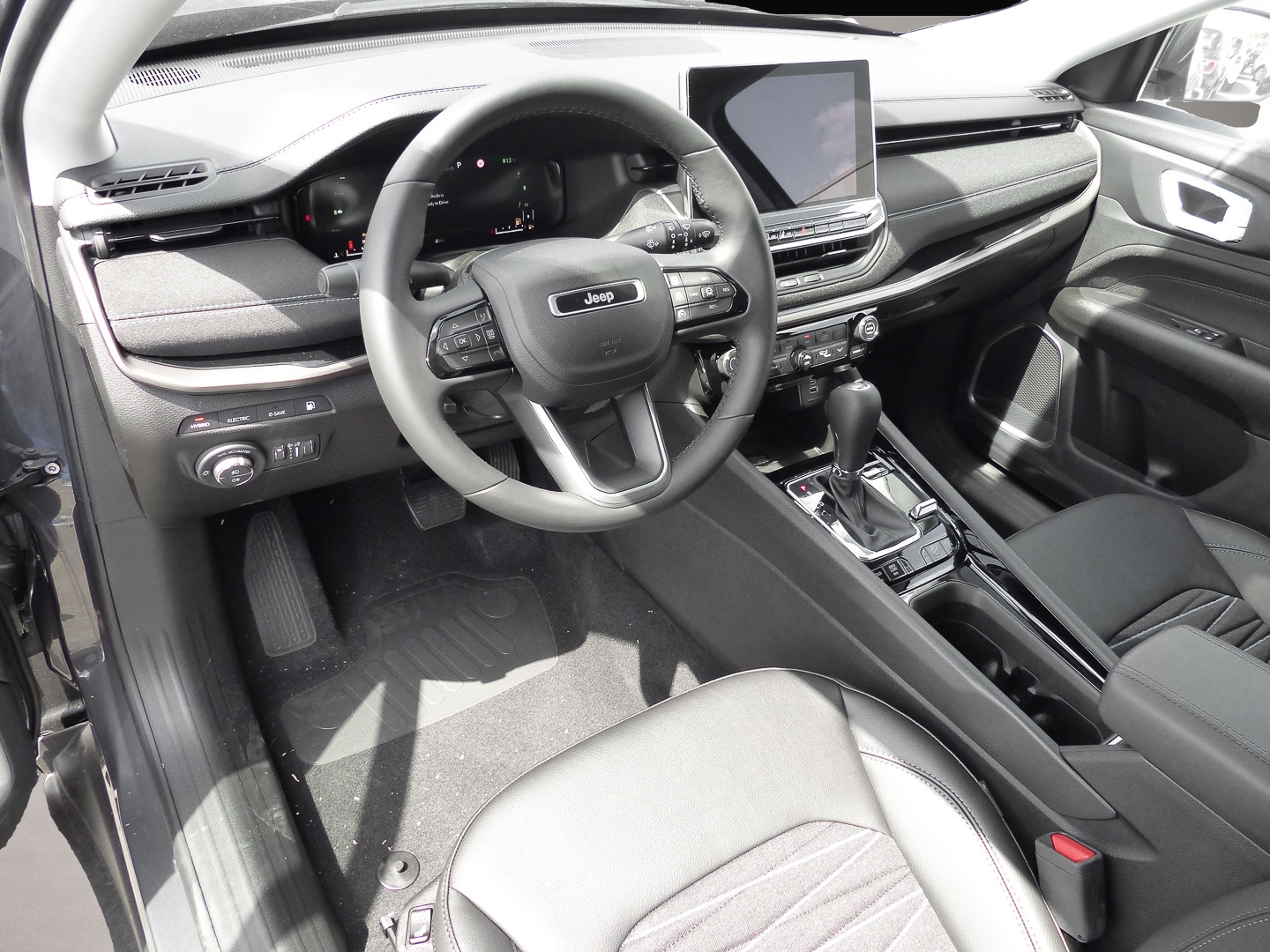 Jeep Compass (08/2022, )