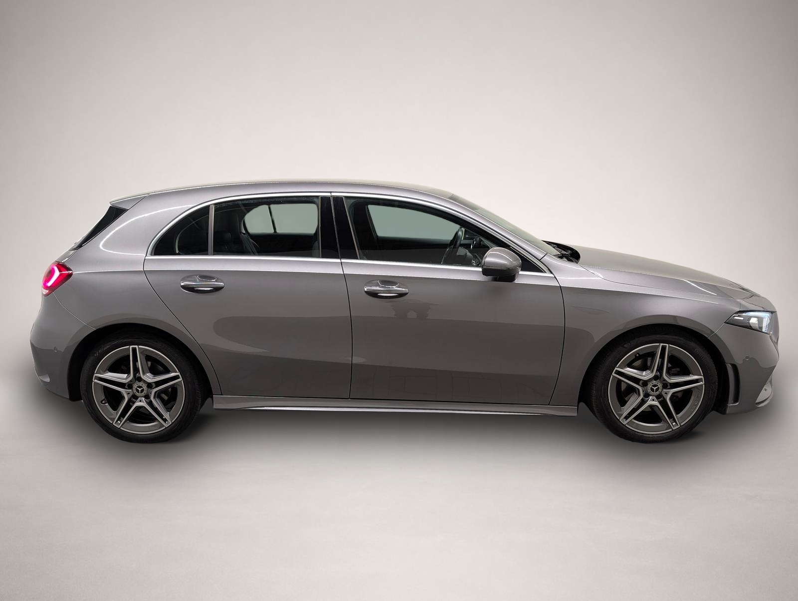 Mercedes-Benz A 180 (10/2022, Diesel)