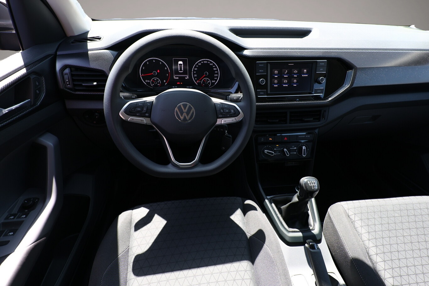 Volkswagen T-Cross (08/2021, Benzin)