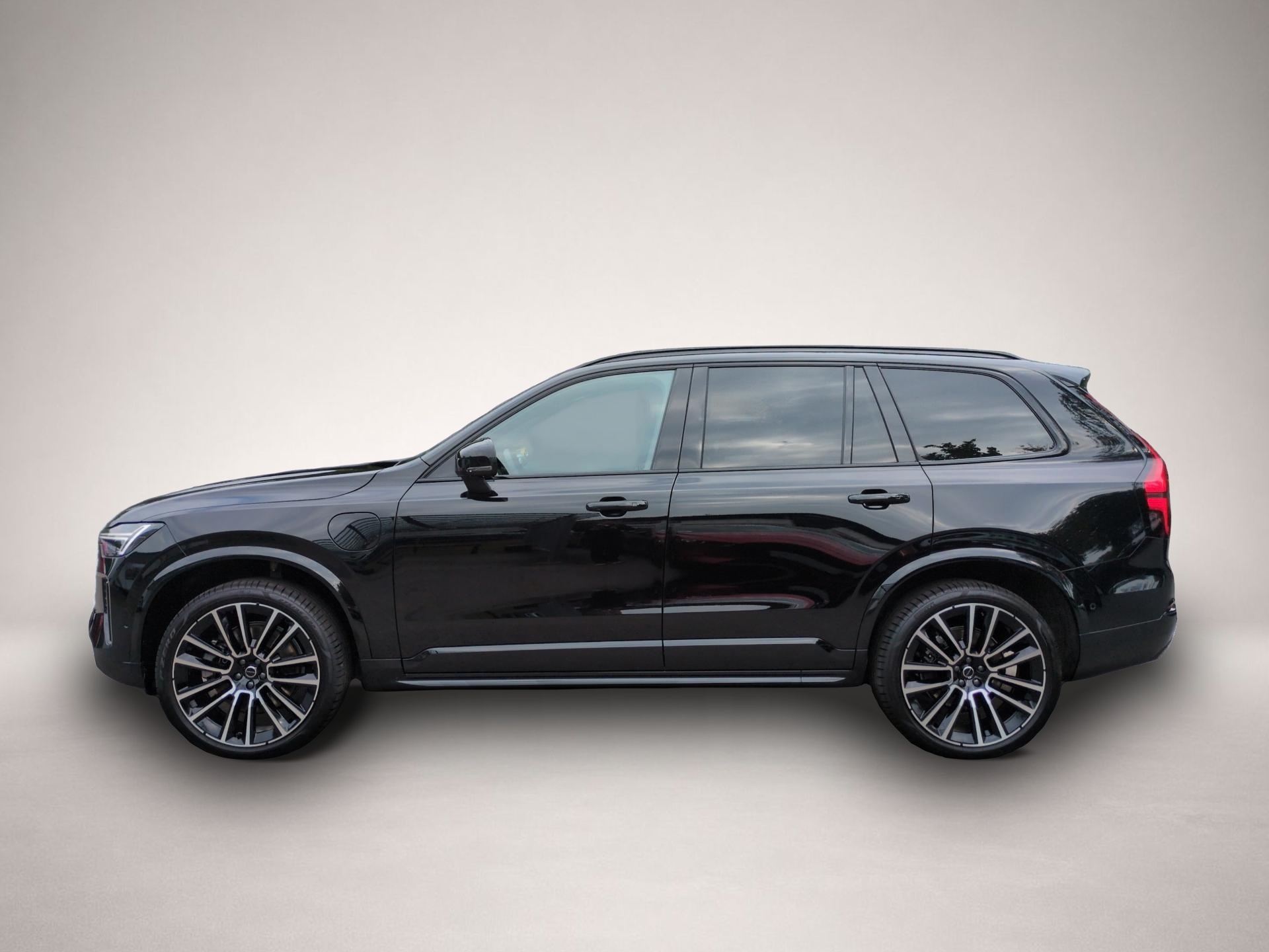 Volvo XC90 (11/2025, Hybrid (Benzin/Elektro))
