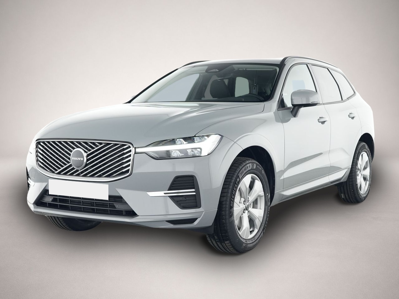 Volvo XC60 (07/2025, Benzin)