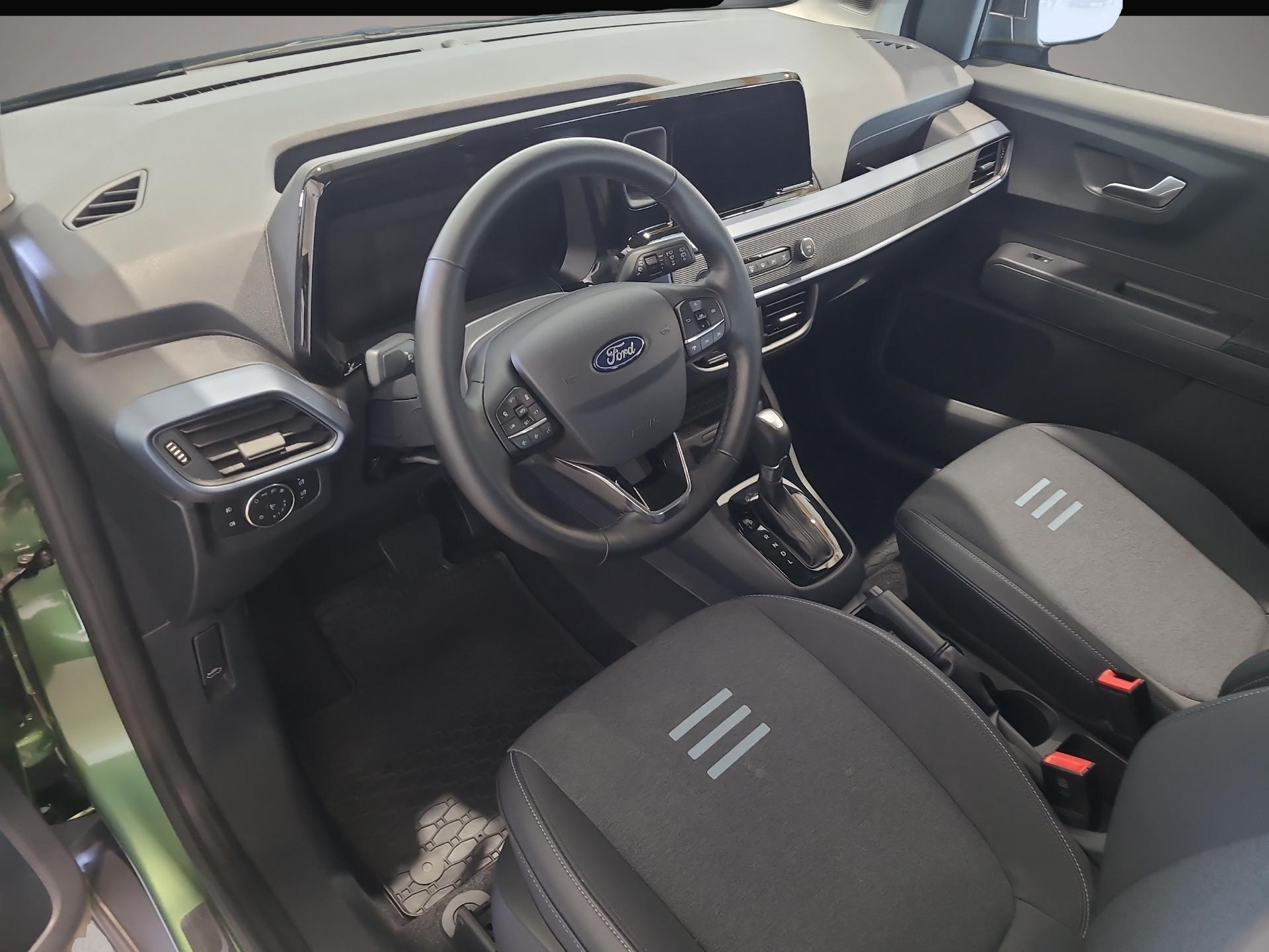Ford Tourneo Courier (06/2025, Benzin)