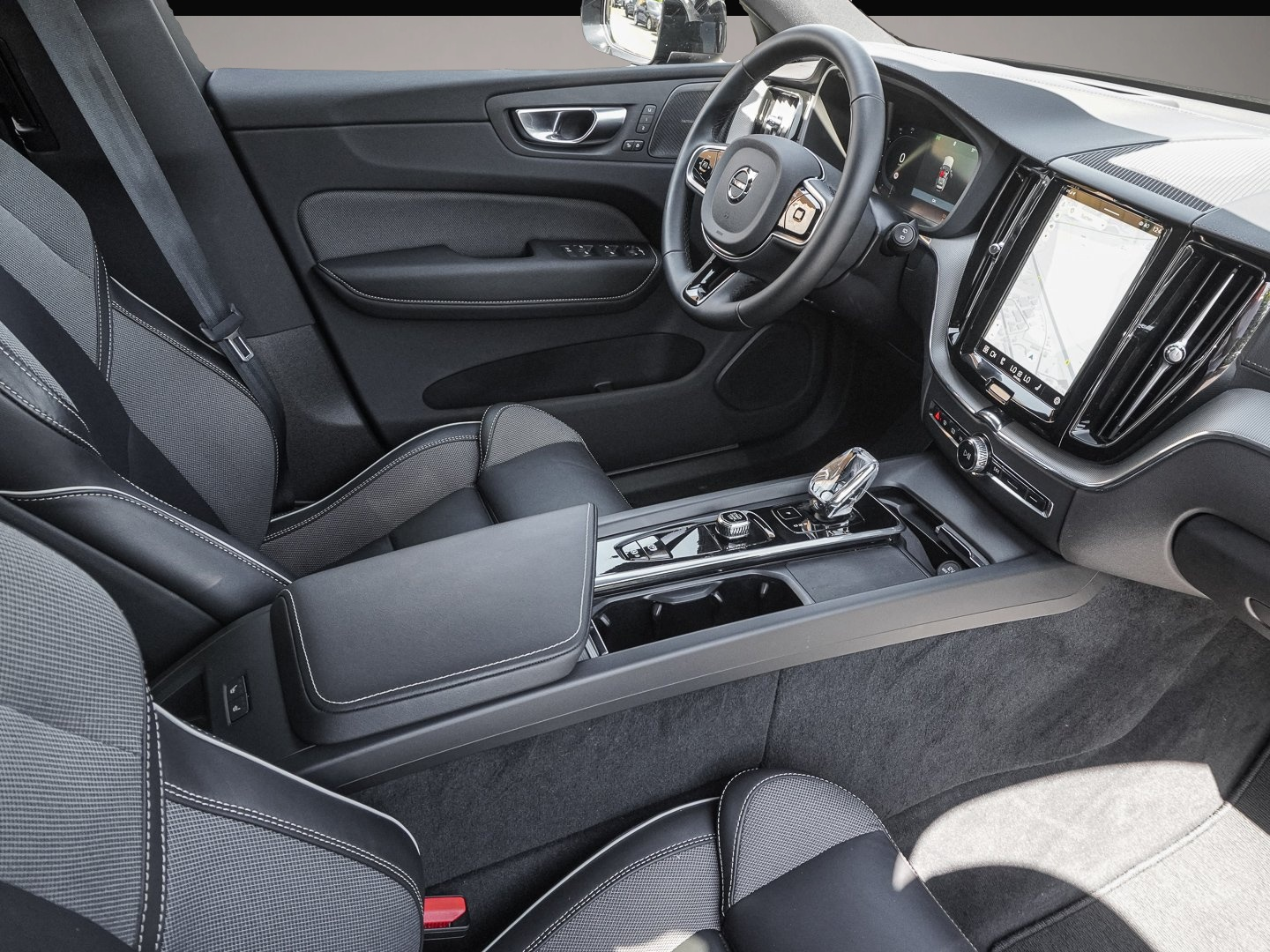 Volvo XC60 (07/2024, )